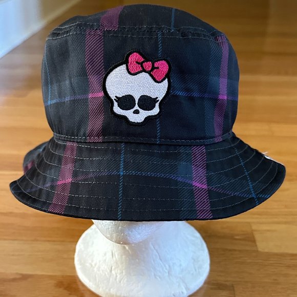 Monster High Plaid Skullette Bucket Hat - Picture 1 of 11
